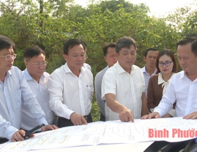 Lãnh đạo Chơn Thành thị sát 2 dự án cao tốc qua địa bàn thị xã