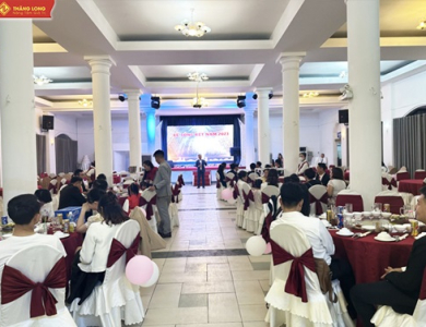 Tiệc tất niên cùng đại gia đình Thăng Long