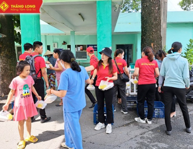Địa ốc Thăng Long chào tháng 8 bằng các công việc thiện nguyện