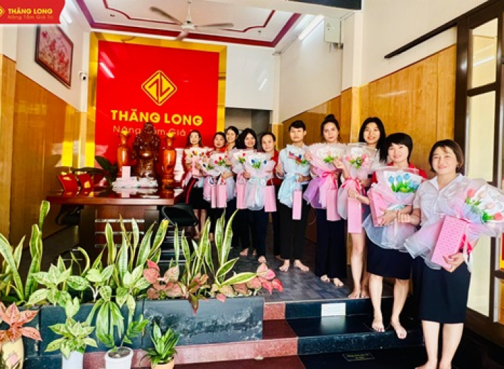 Thăng Long rực rỡ sắc hoa ngày Quốc tế Phụ nữ 8/3 