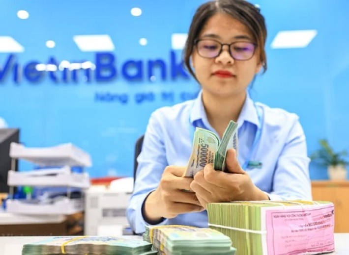 Ngân hàng ồ ạt thông báo giảm lãi suất cho vay