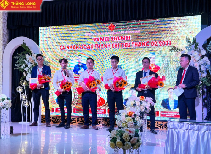 Tổng kết tháng 2 và chúc mừng ngày Quốc tế Phụ nữ 8/3