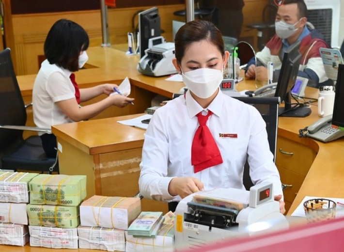 Ngân hàng giảm lãi suất cho vay đối với bất động sản